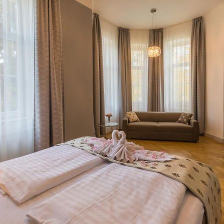 Wellness & Spa Hotel Villa Regenhart Jeseník Екстериор снимка