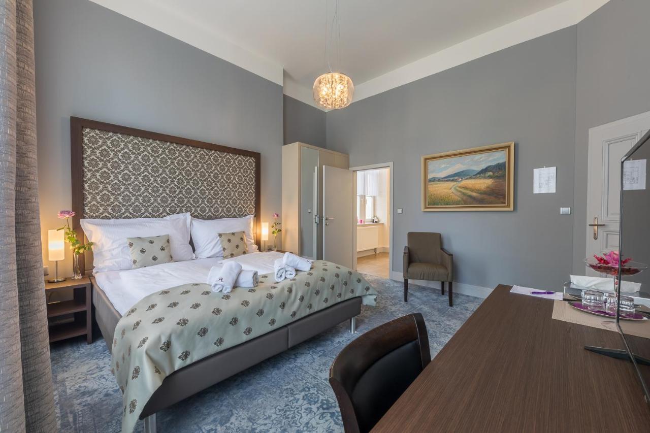 Wellness & Spa Hotel Villa Regenhart Jeseník Екстериор снимка