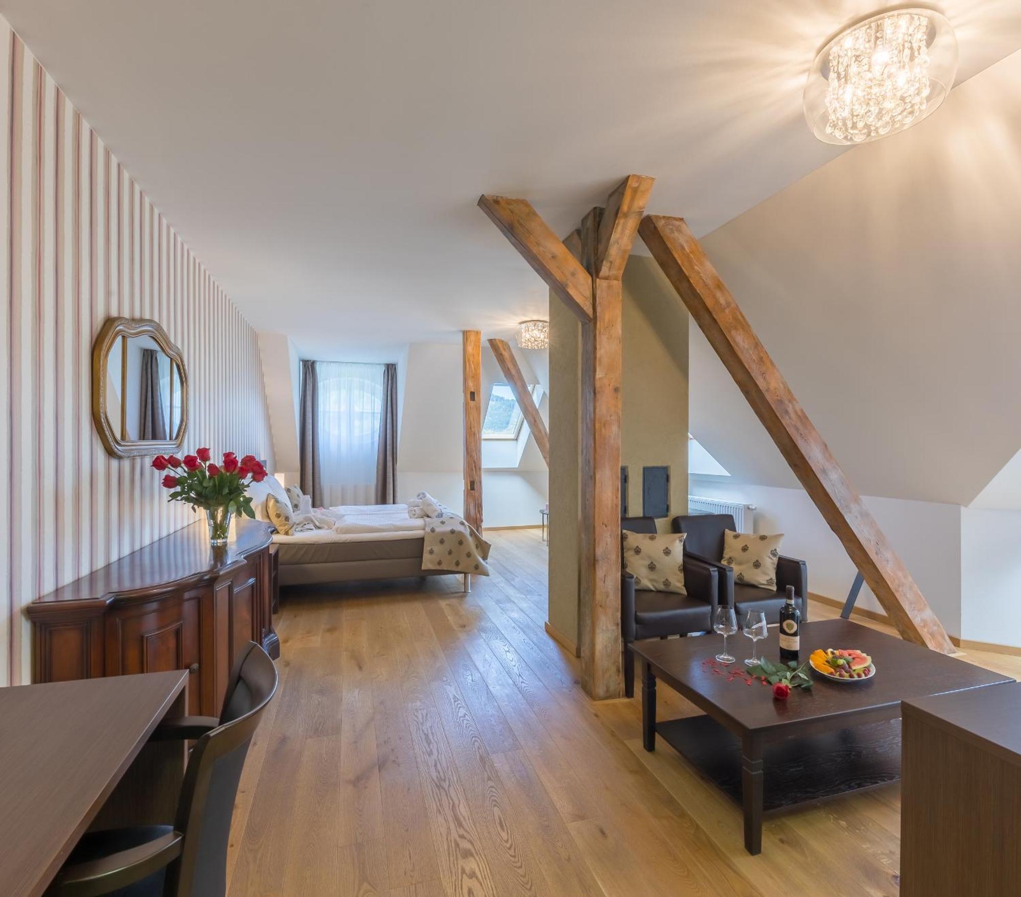 Wellness & Spa Hotel Villa Regenhart Jeseník Екстериор снимка