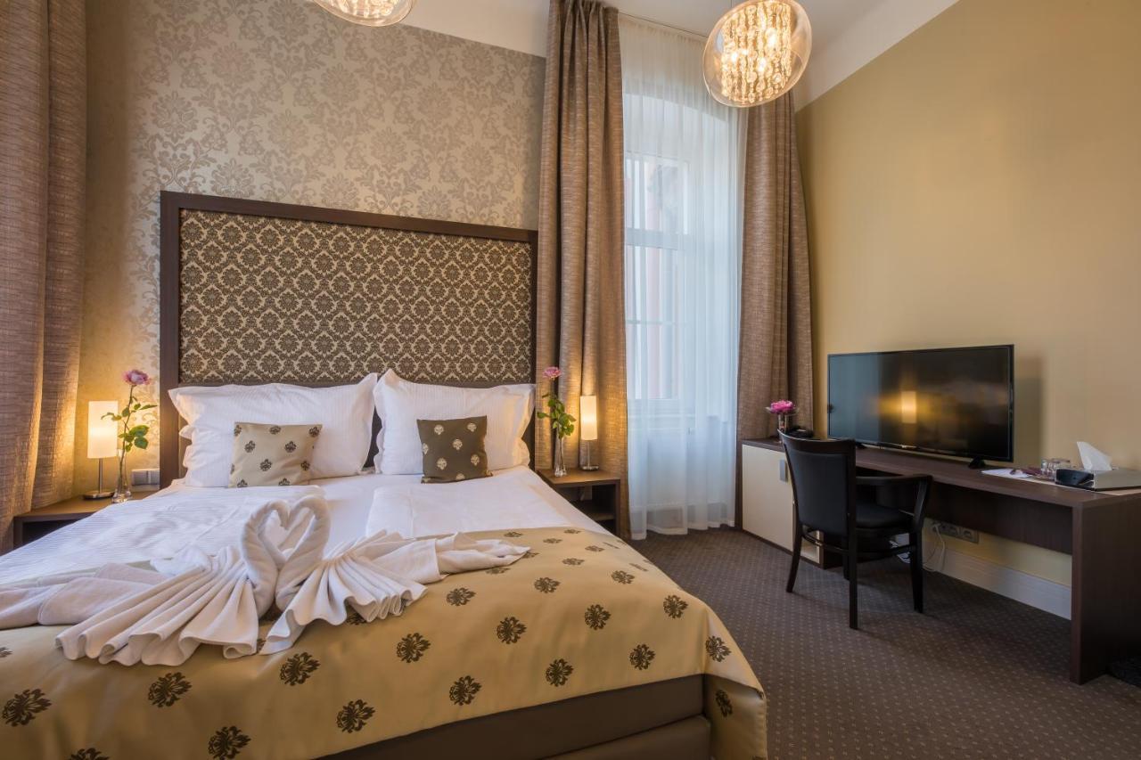 Wellness & Spa Hotel Villa Regenhart Jeseník Екстериор снимка
